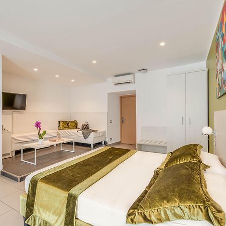 Trevi Palace Hotel Рим Екстериор снимка