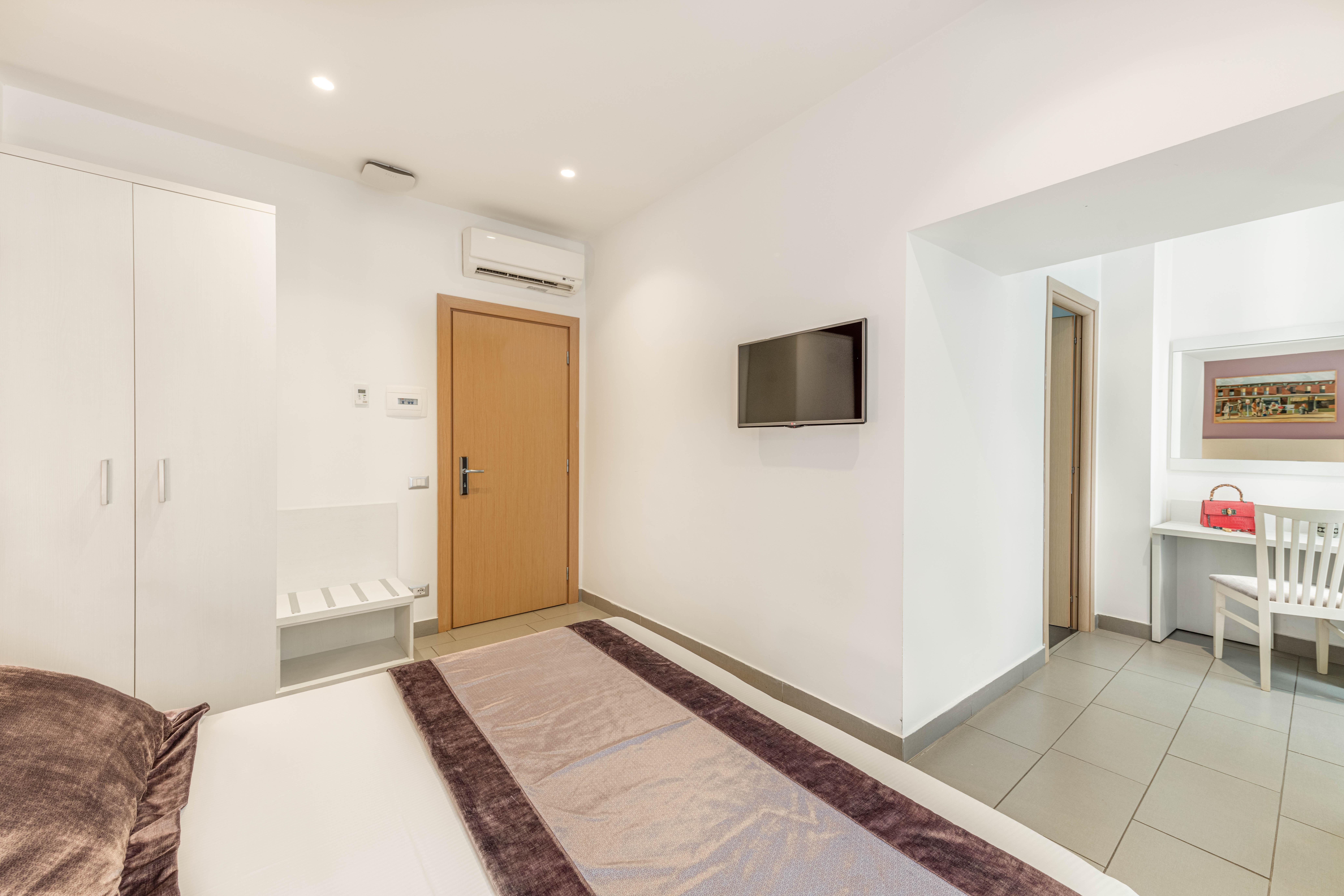 Trevi Palace Hotel Рим Екстериор снимка