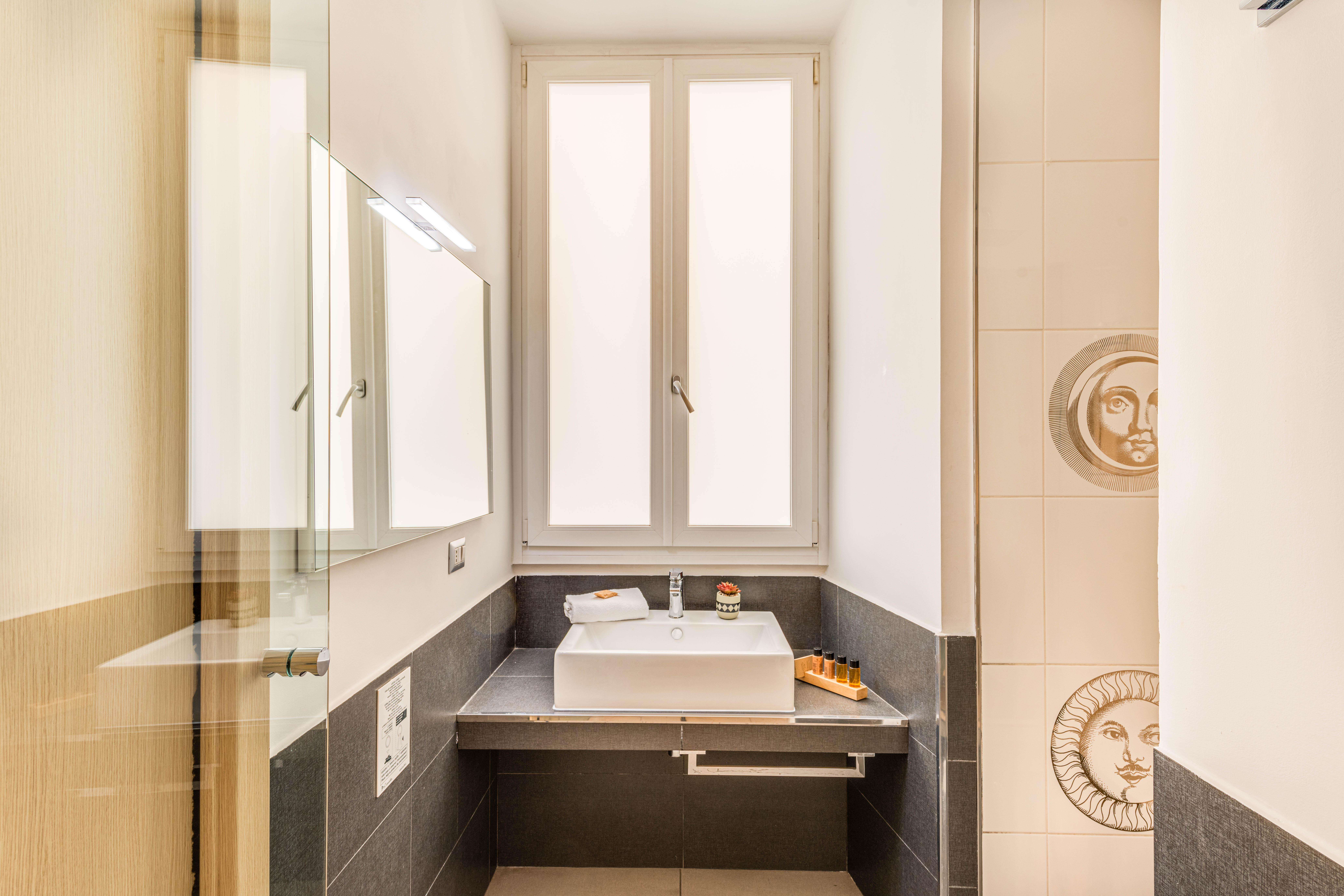 Trevi Palace Hotel Рим Екстериор снимка