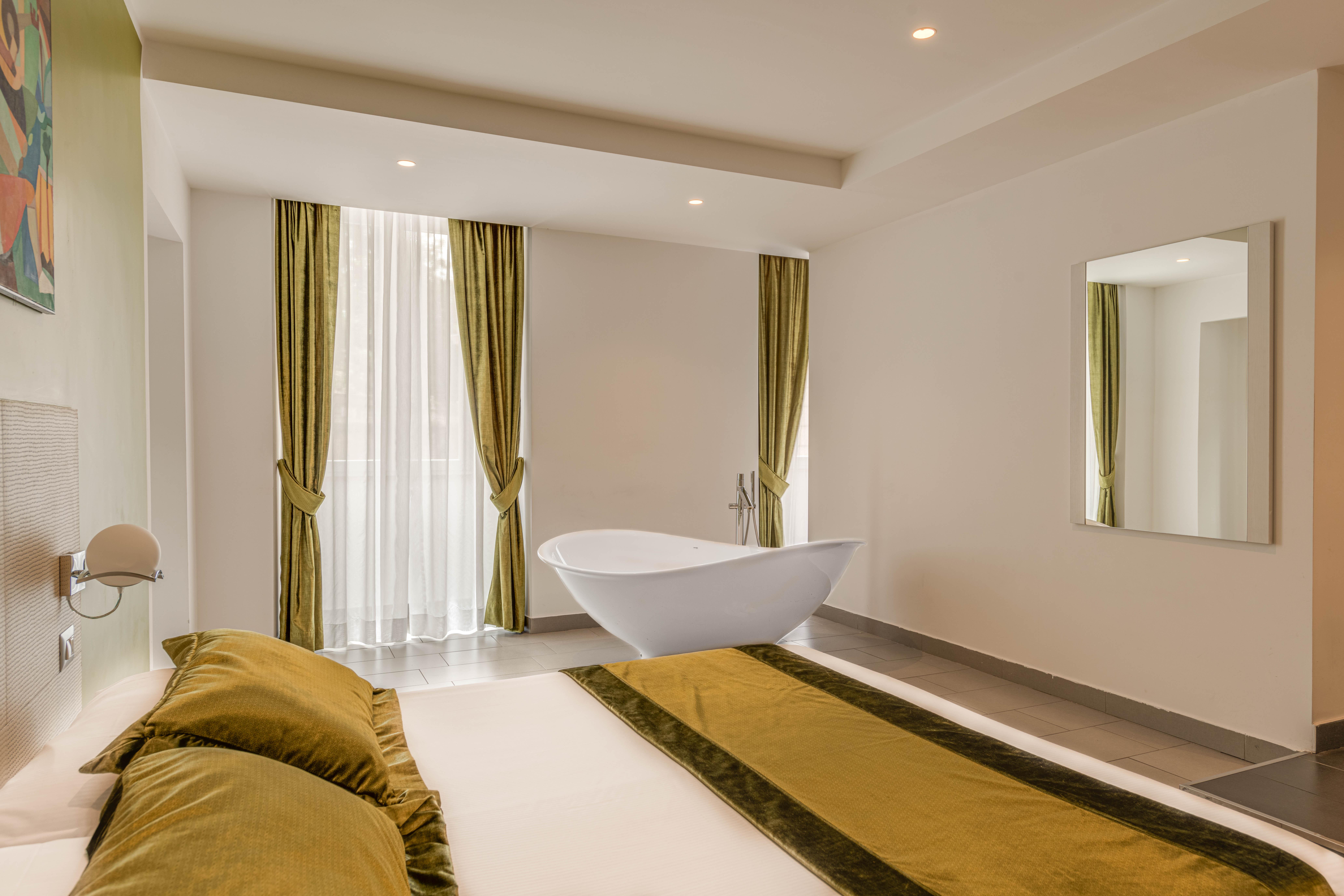 Trevi Palace Hotel Рим Екстериор снимка