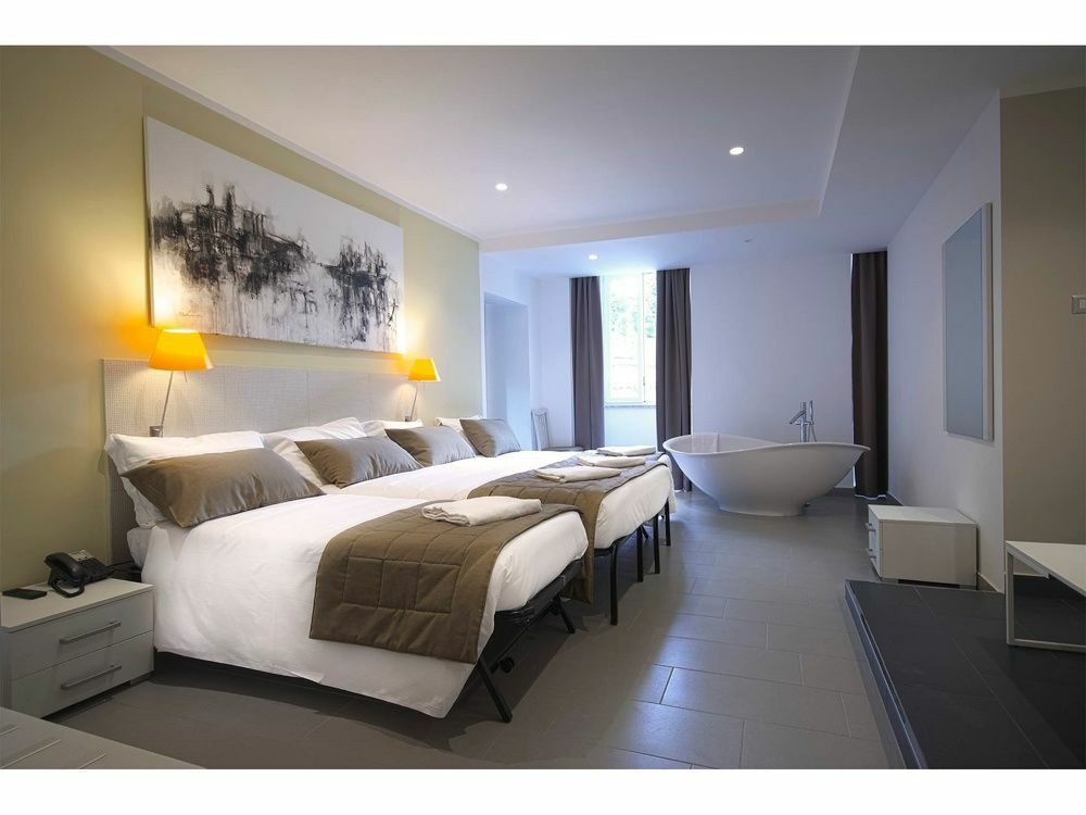 Trevi Palace Hotel Рим Екстериор снимка